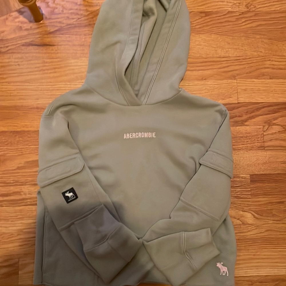 Abercrombie and Fitch kids sweatshirt!